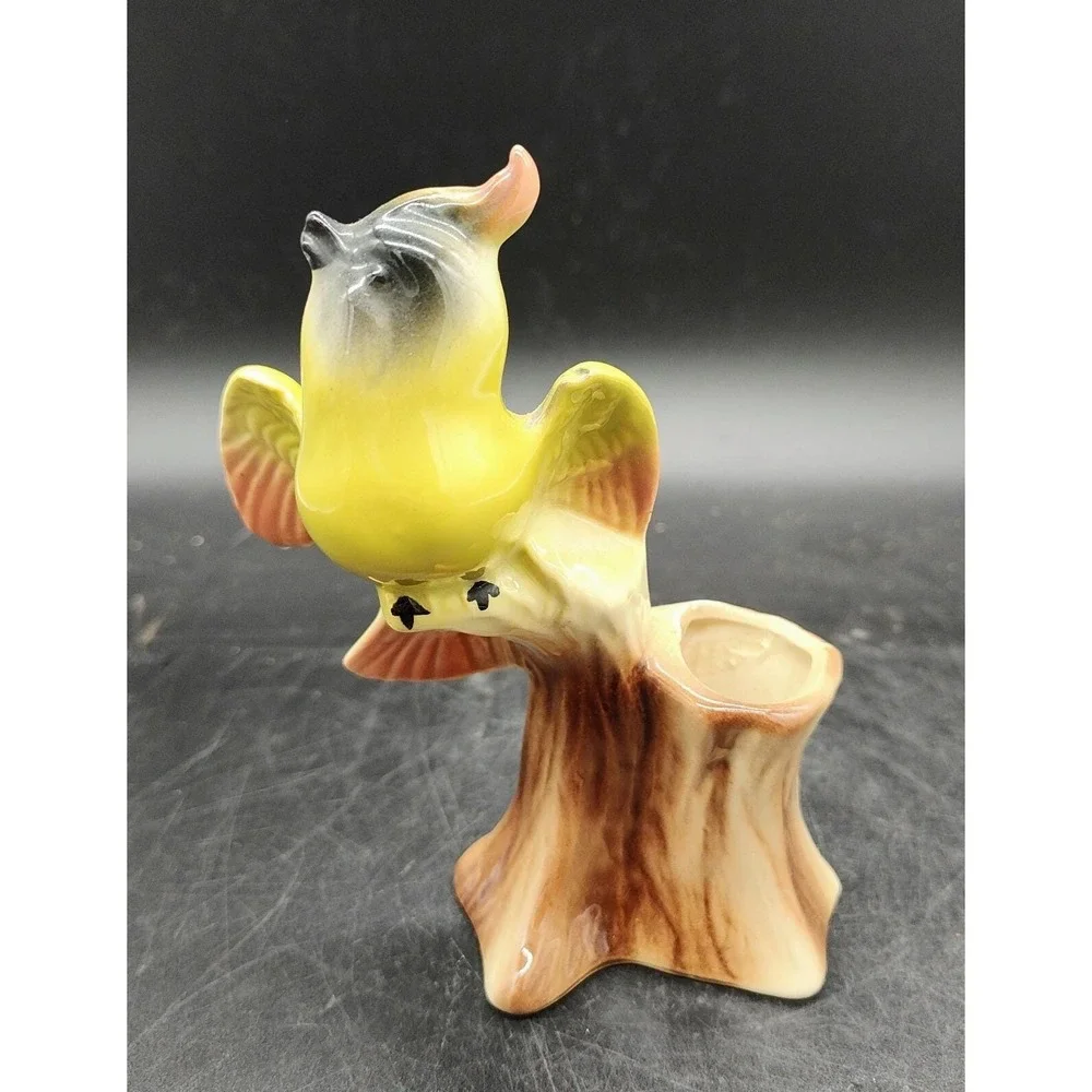 Vintage Bird Porcelain‎ Vase Parakeet Parrot Yellow Planter Cockatoo Tree Stump
